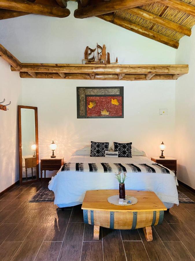 Casa De Coria Bed & Breakfast Chacras de Coria Dış mekan fotoğraf